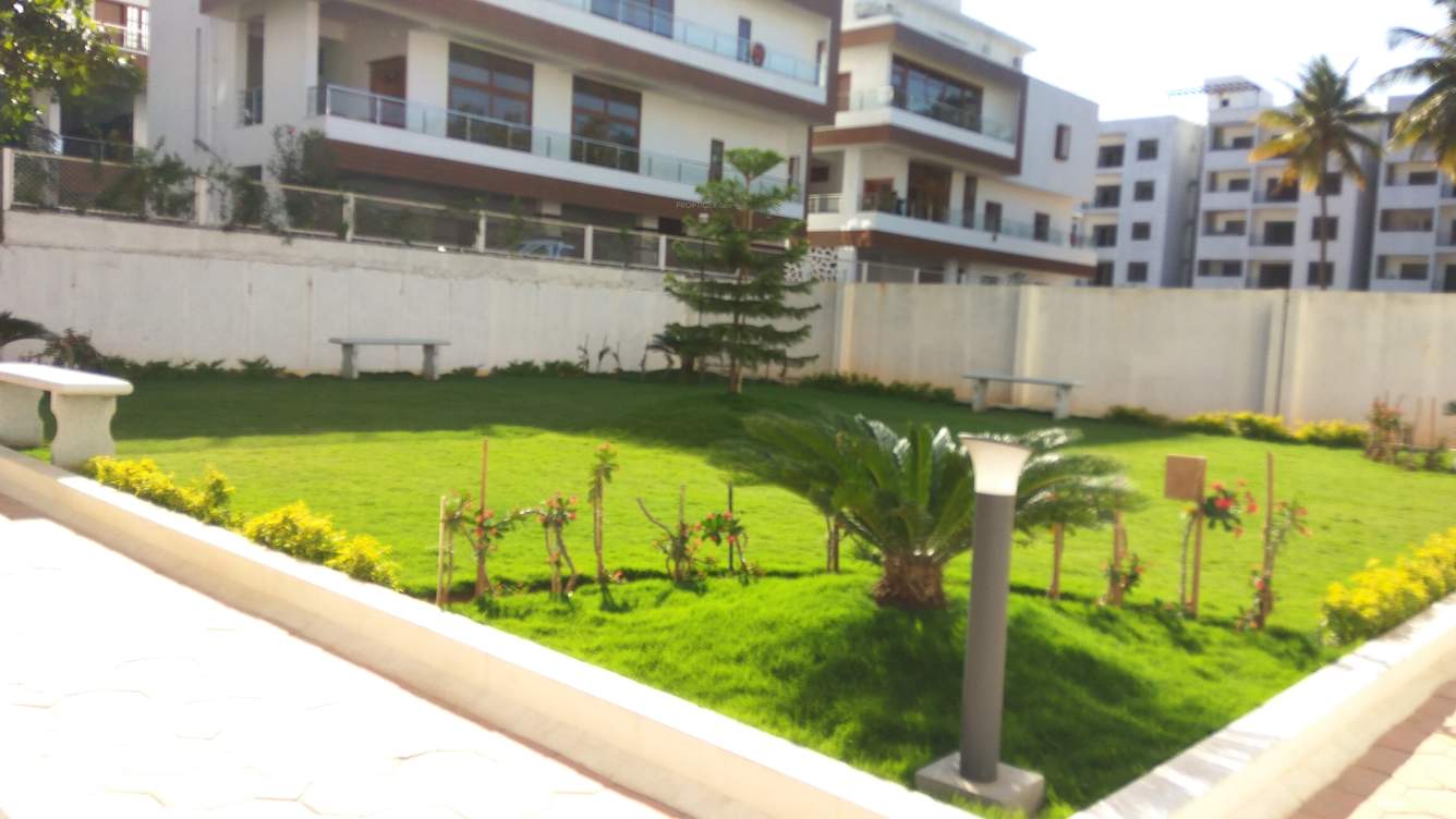 sri garnet park Landscape Garden and Tree Planting