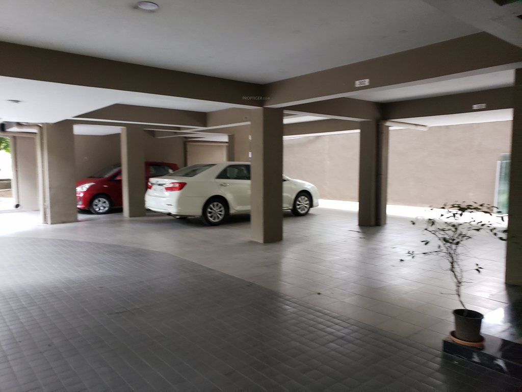  heights ii Car Parking