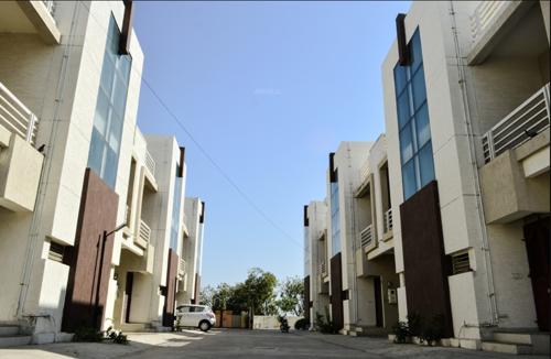  city Internal Roads & Footpaths