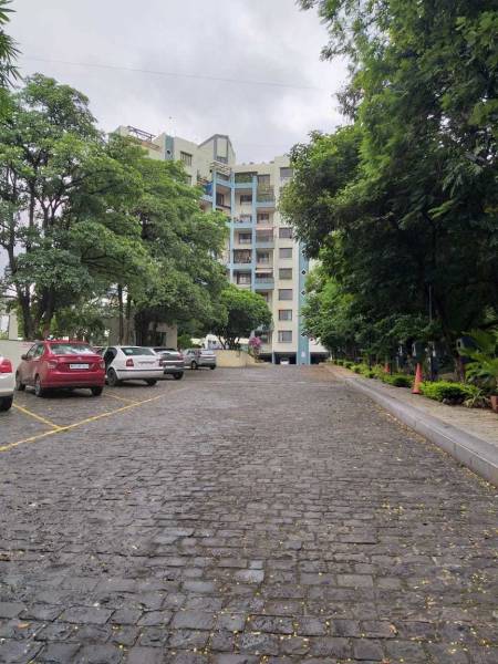  windsor-avenue Car Parking