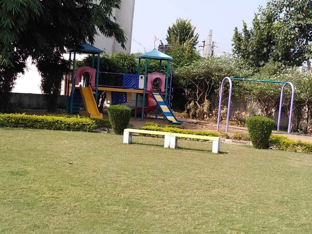 lifescapes apartment Children's play area