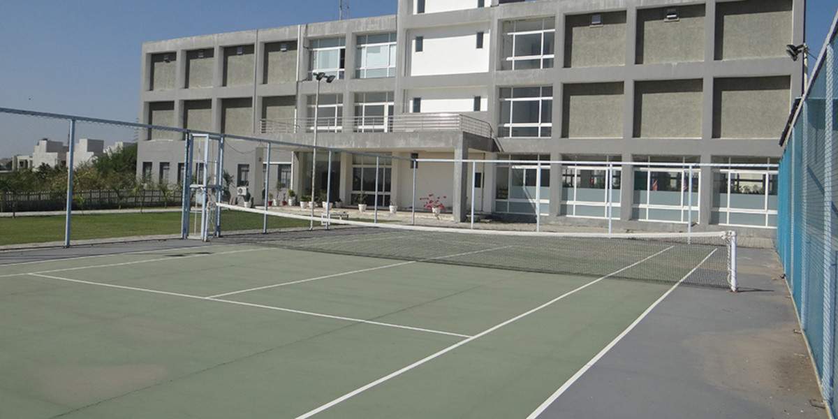 lifescapes apartment Tennis Court