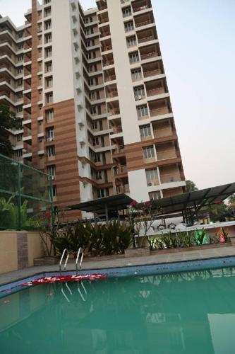  whiteland-luxury-apartments Swimming Pool