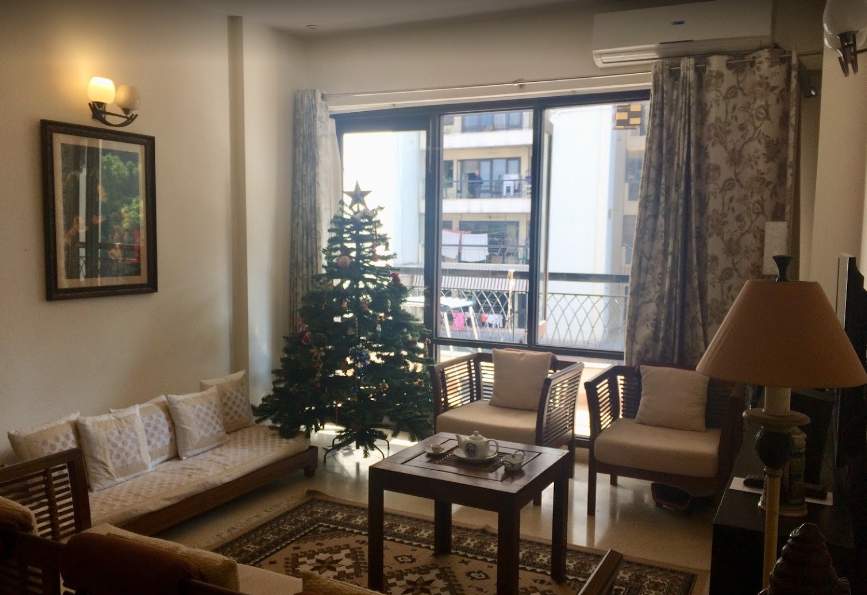  kenwood towers Living Area