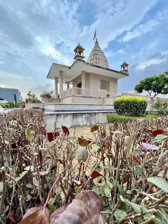  shikharji dreamz Temple