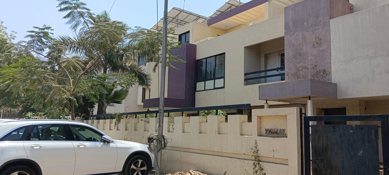  bungalows Construction Status Apr 24