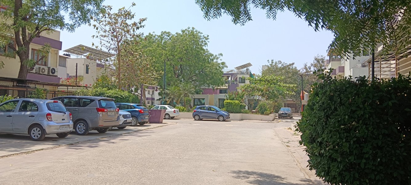  bungalows Construction Status Apr 24