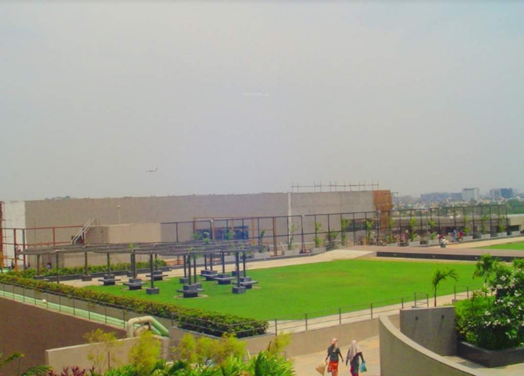 city the crest Landscape Garden and Tree Planting