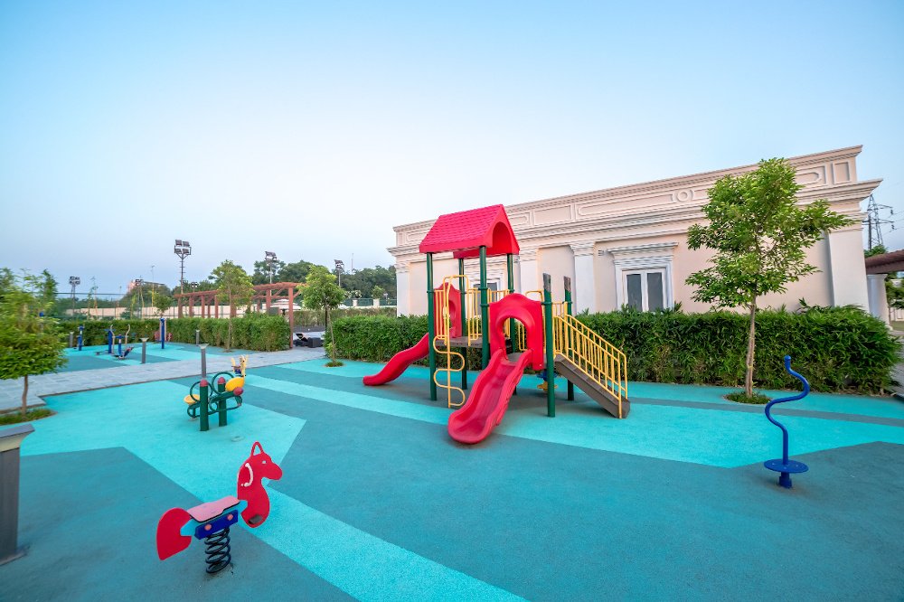  hyde park bungalows Children's play area