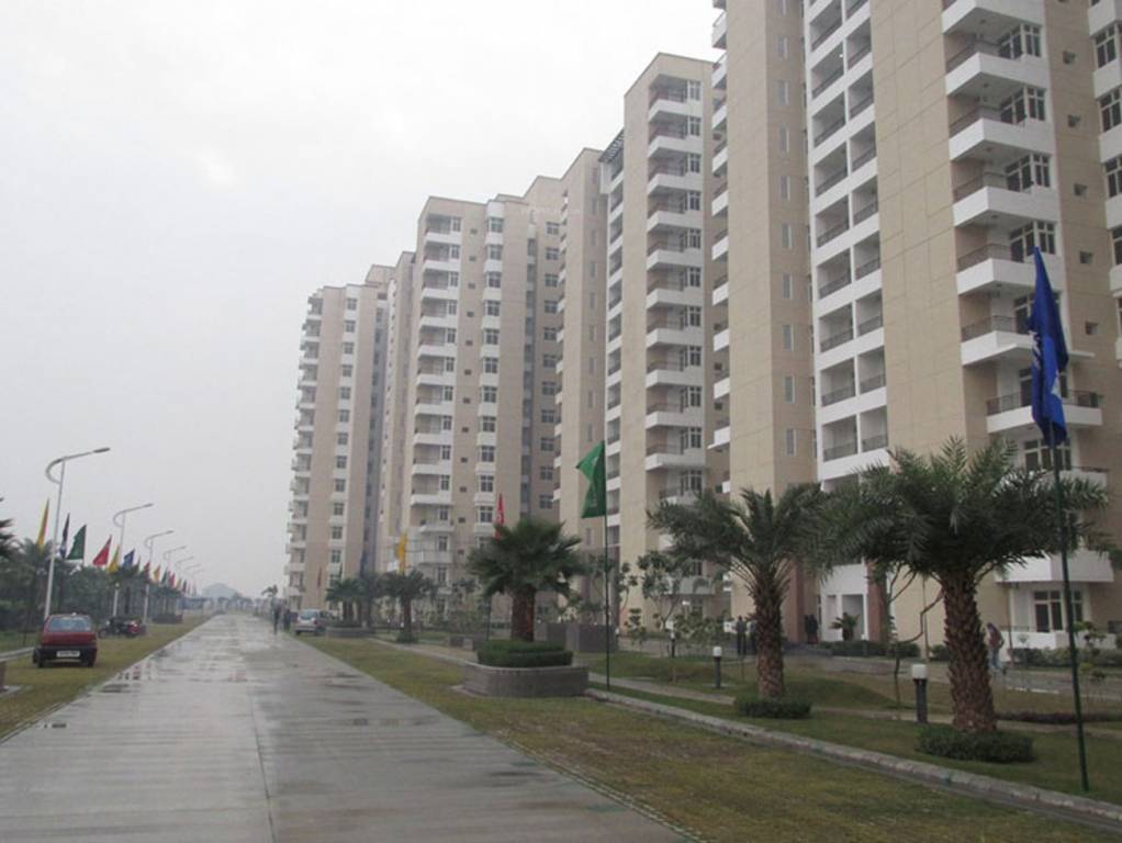 Images for Elevation of Omaxe Palm Greens