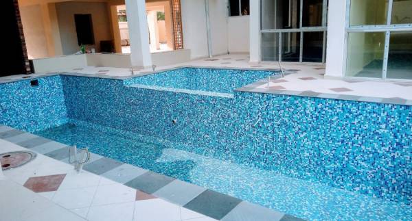 amenities of Mayfair Elite