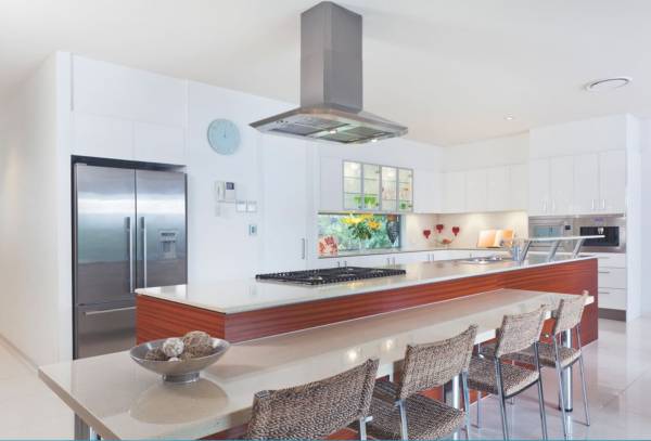  vega-iii Dining Area