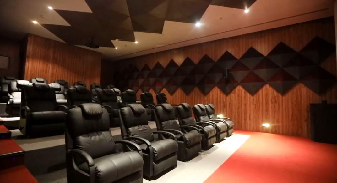 white meadows villas Mini Theatre