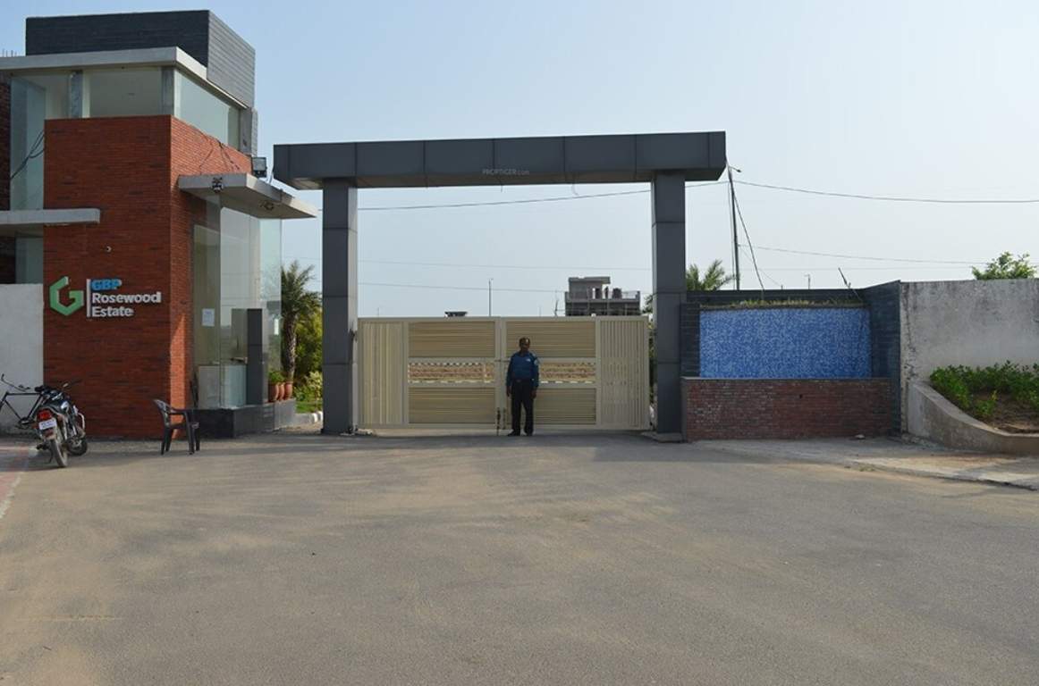 rosewood estate villa Gated Community