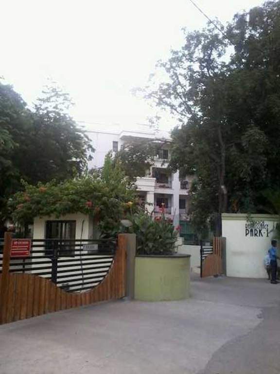  park i Gated Community