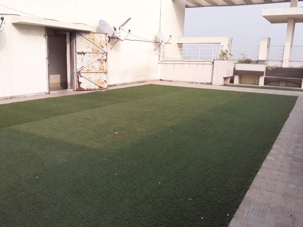  warden lakeview Landscaped Gardens