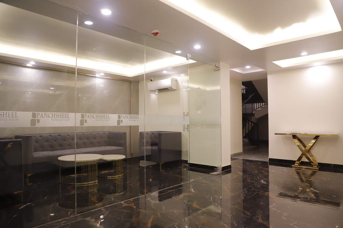  greens 2 Entrance Lobby