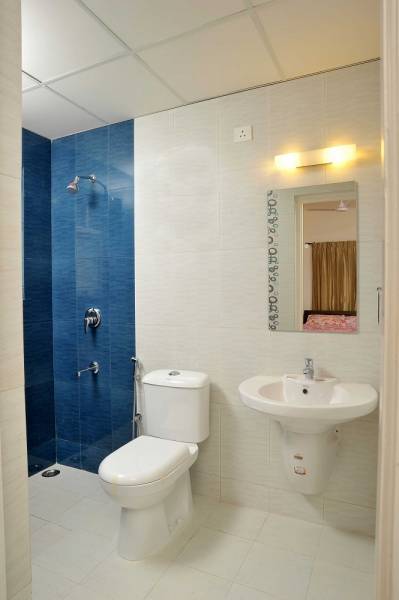 Bathroom garden-crest Bathroom