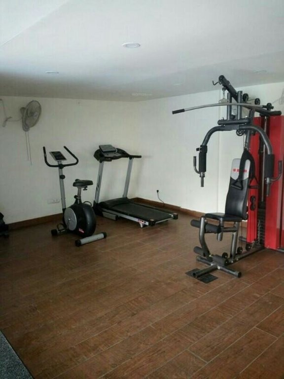 dd silver stone Gymnasium