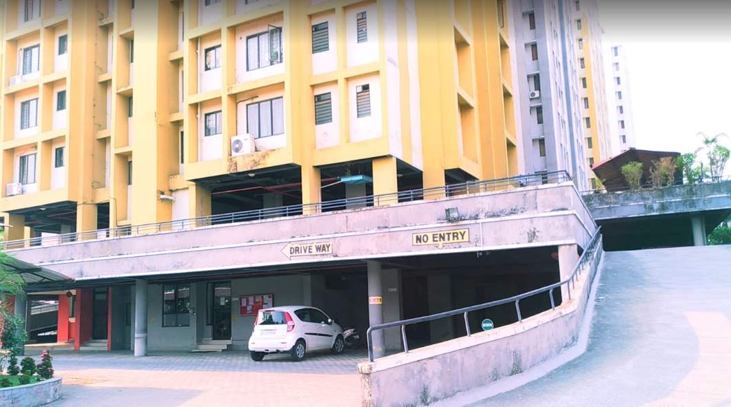  dd golden gate Car Parking