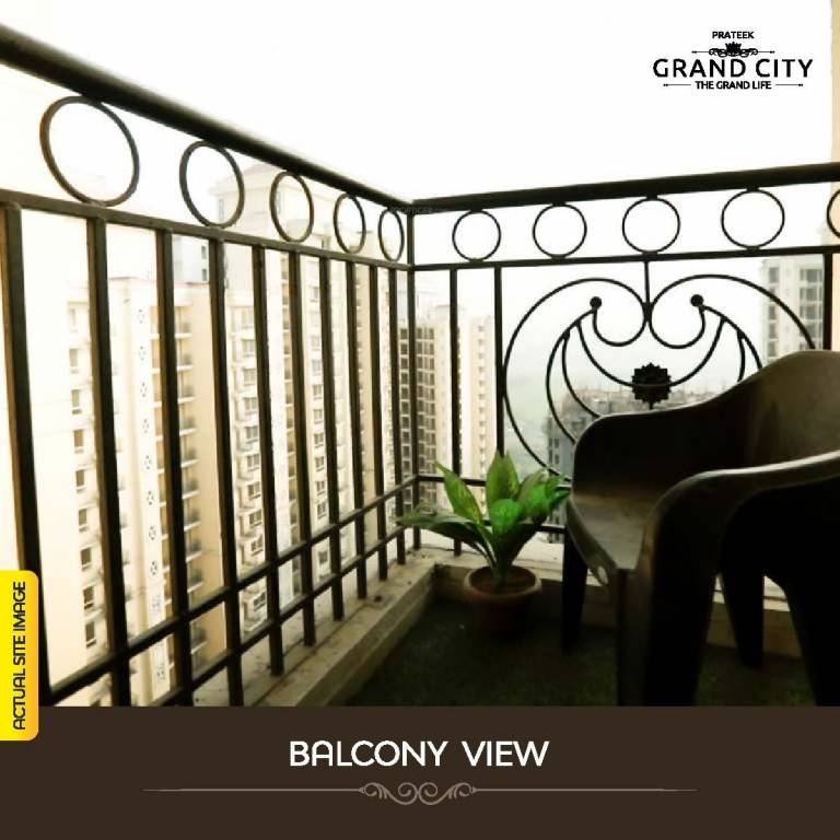  grand city Balcony