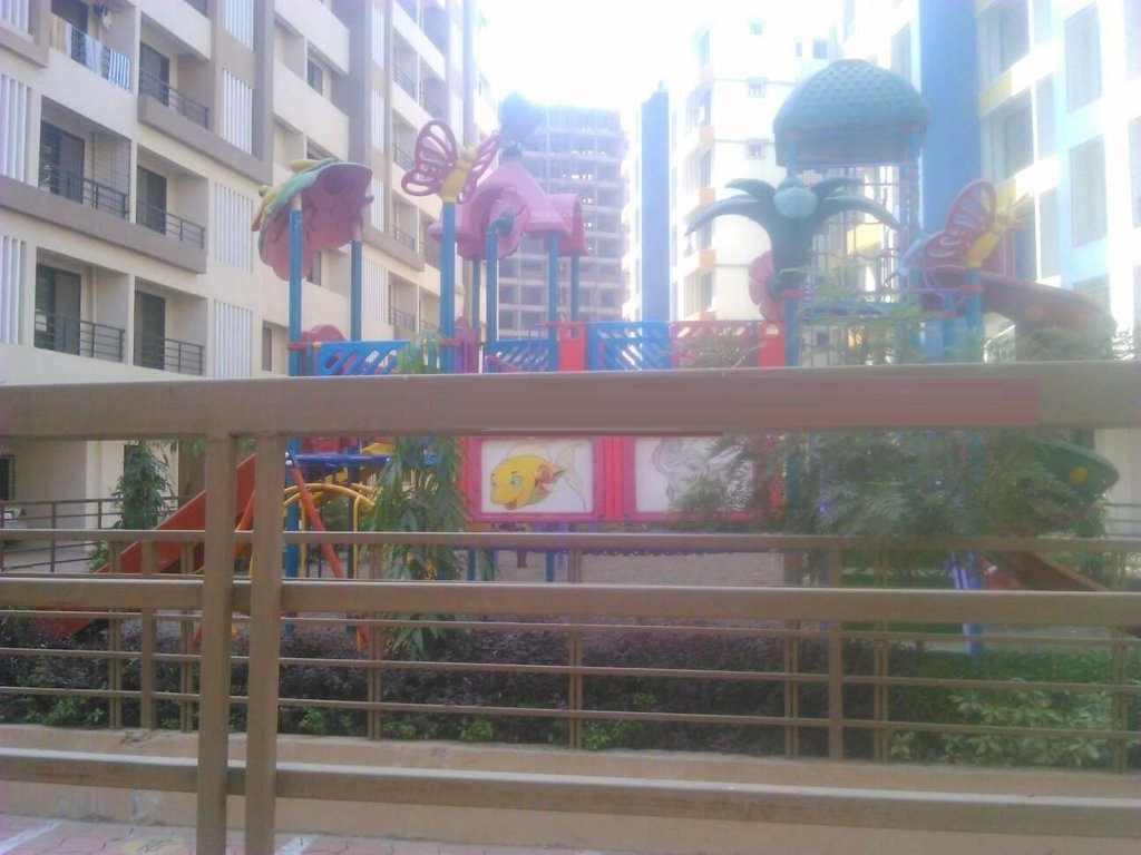  avenue Children's play area