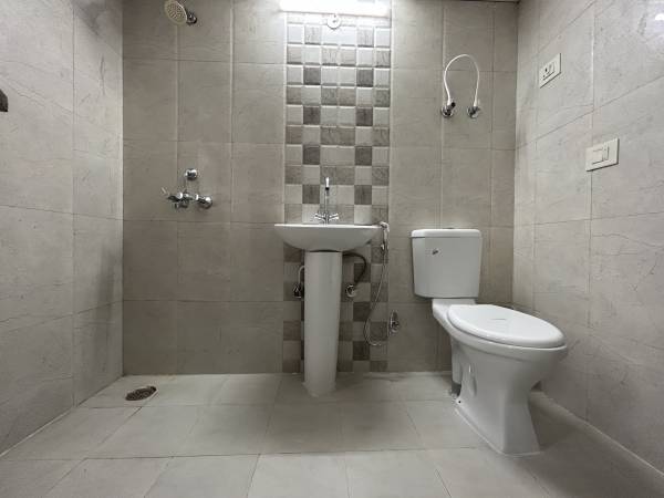 Bathroom la-palacia Bathroom