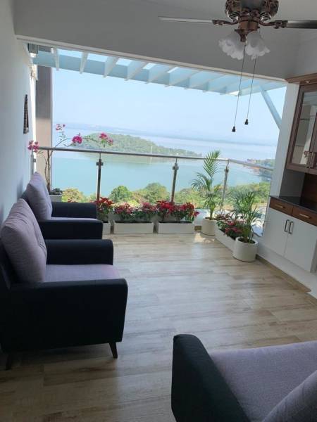  sky-waters Living Area