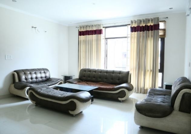  paradise Living Area