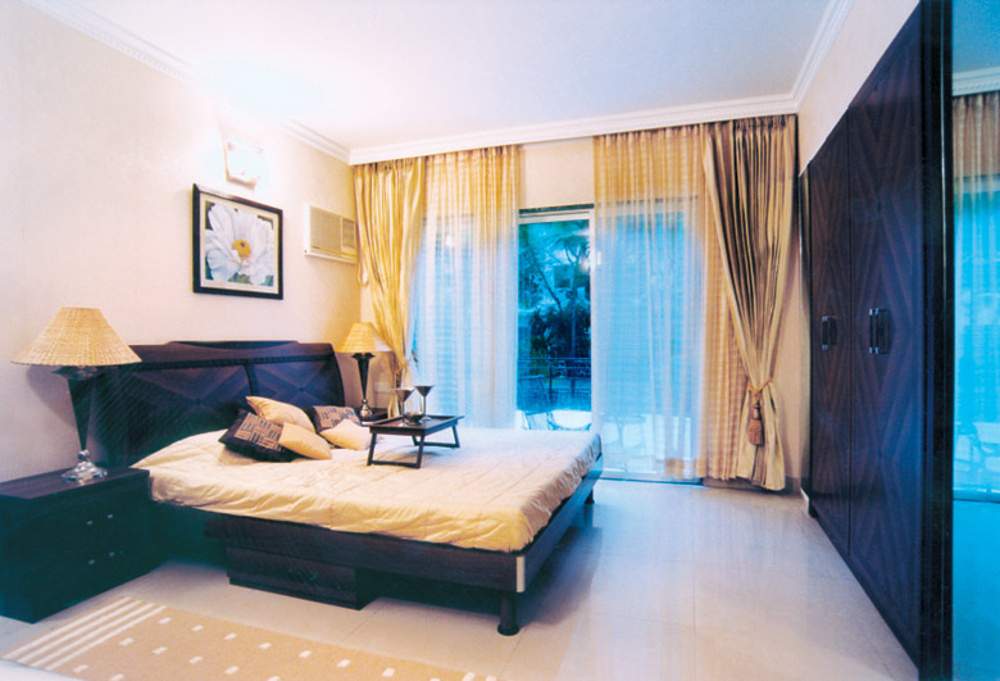 Images for Main Other of Nahar Yarrow Yucca Vinca