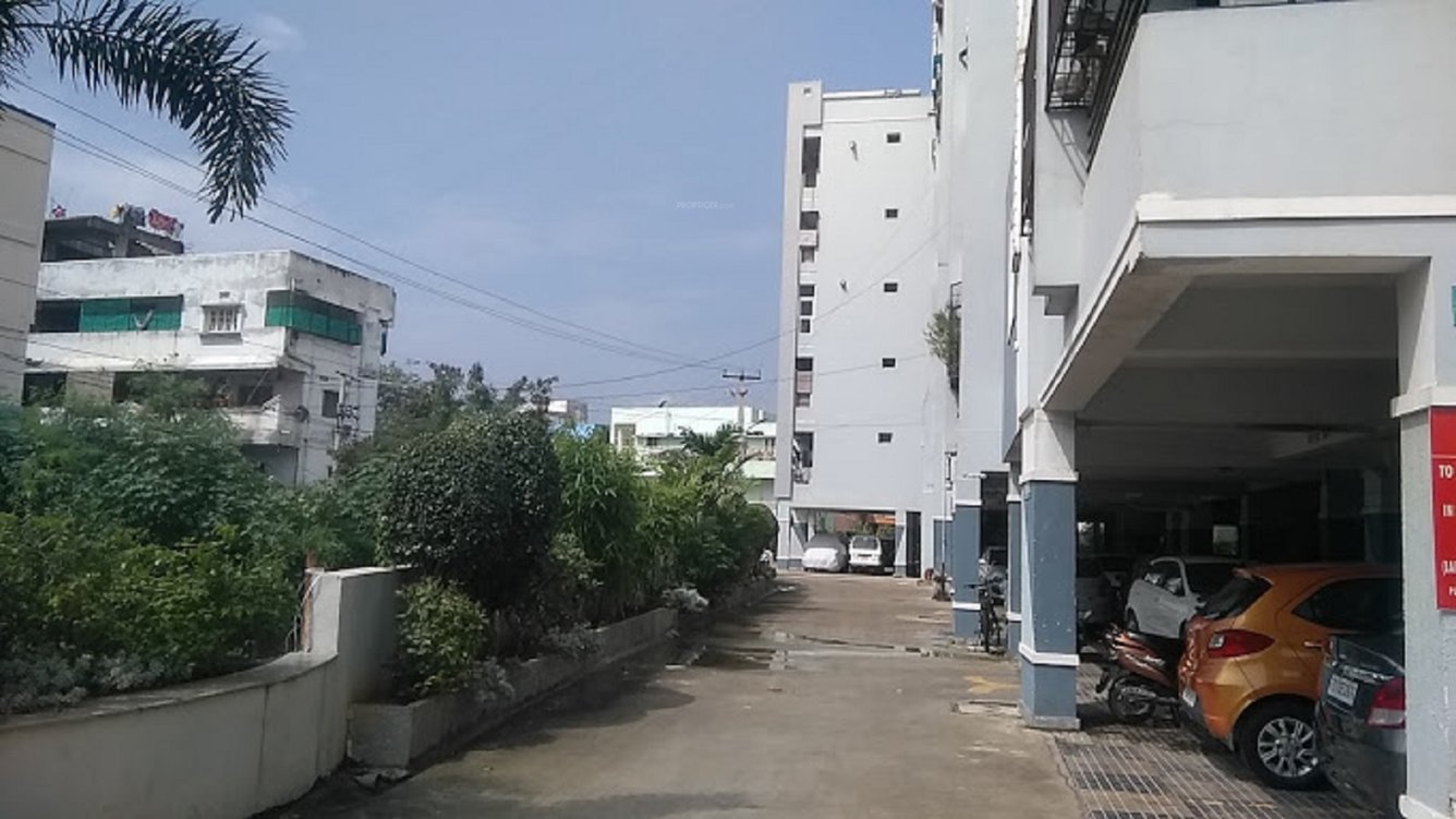 greens Images for amenities