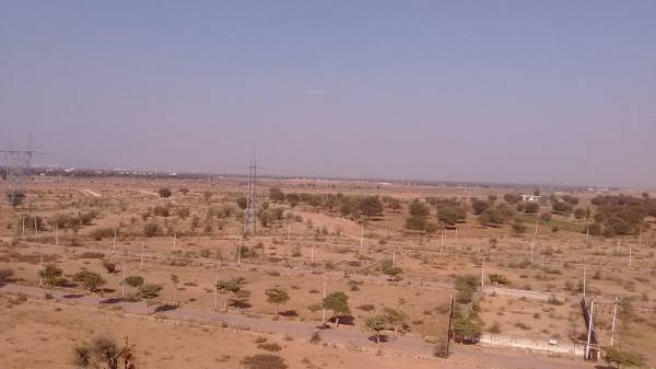 Plot kanak-vatika Plot