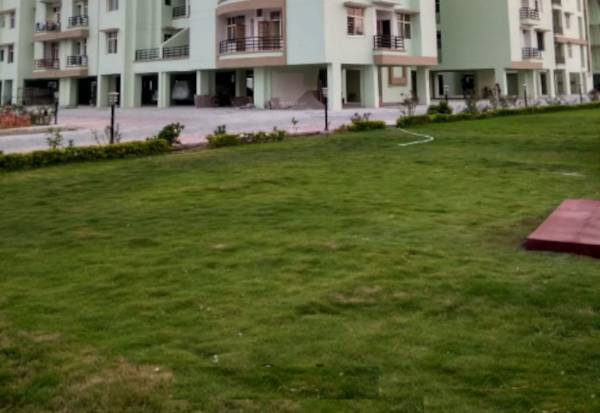  residency Landscaped Gardens