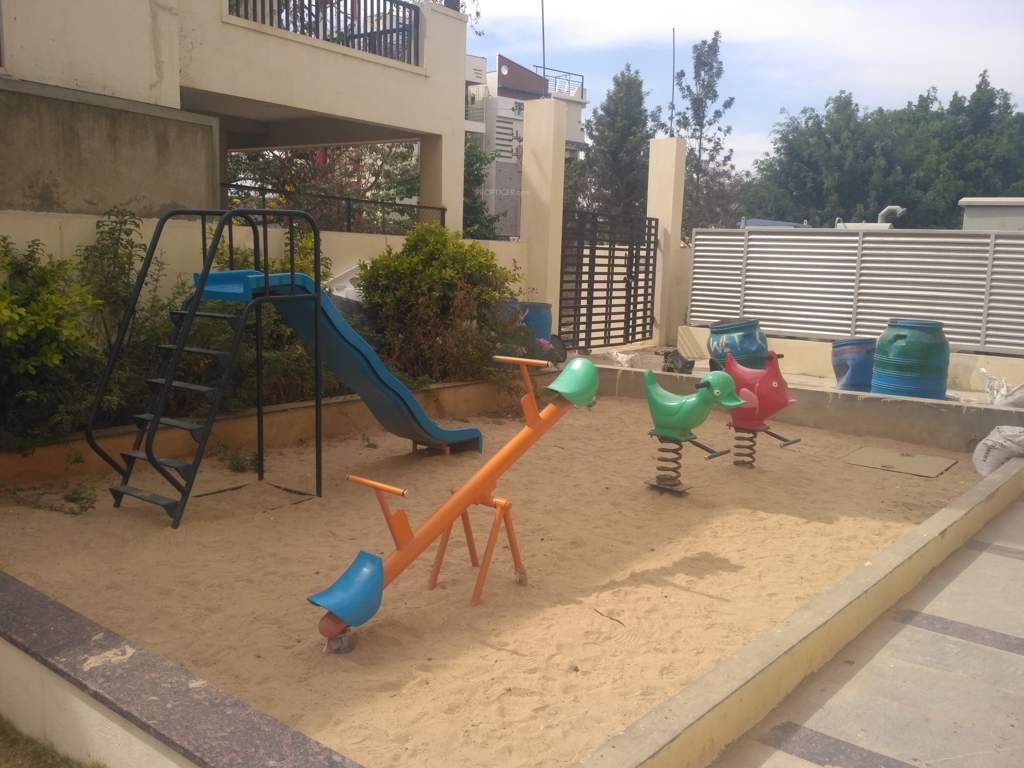  oak dale Children's play area