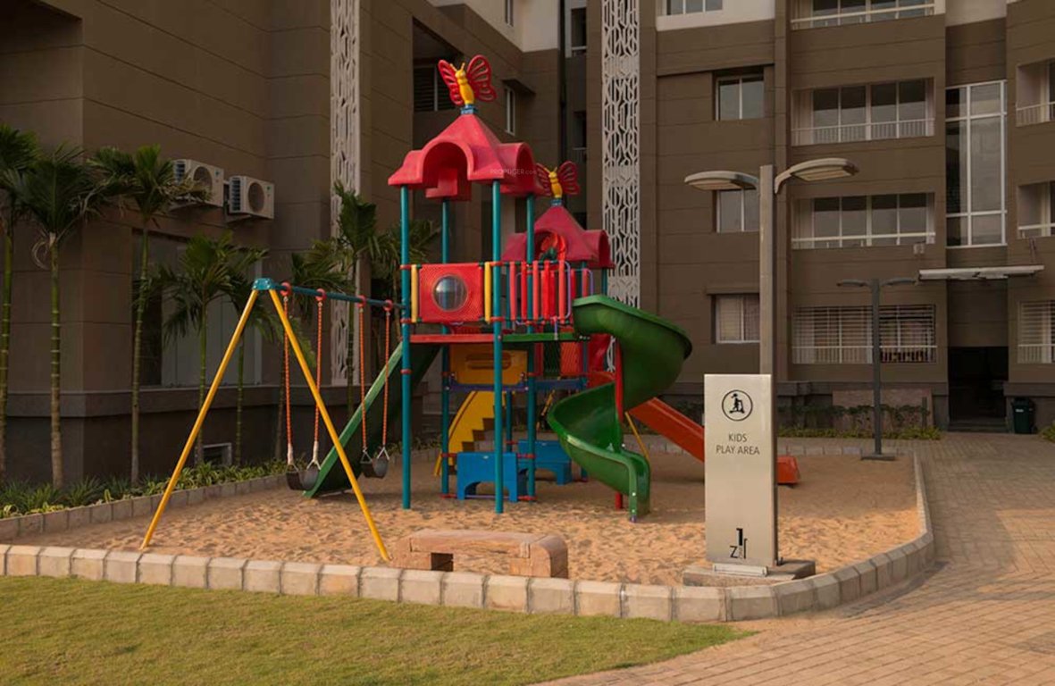 z 1 Children's play area