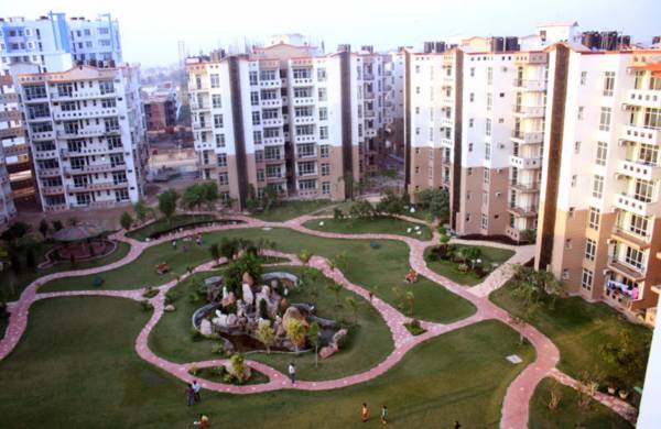 Landscaped Gardens towers Landscaped Gardens