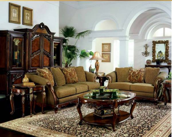  pine-court Living Area