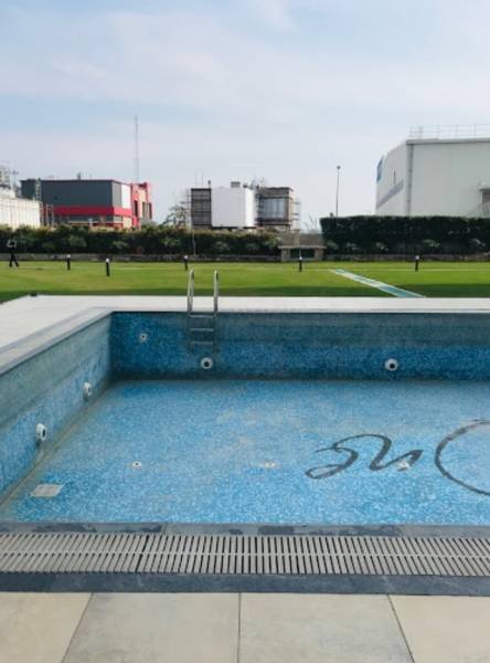  burj-one Swimming Pool