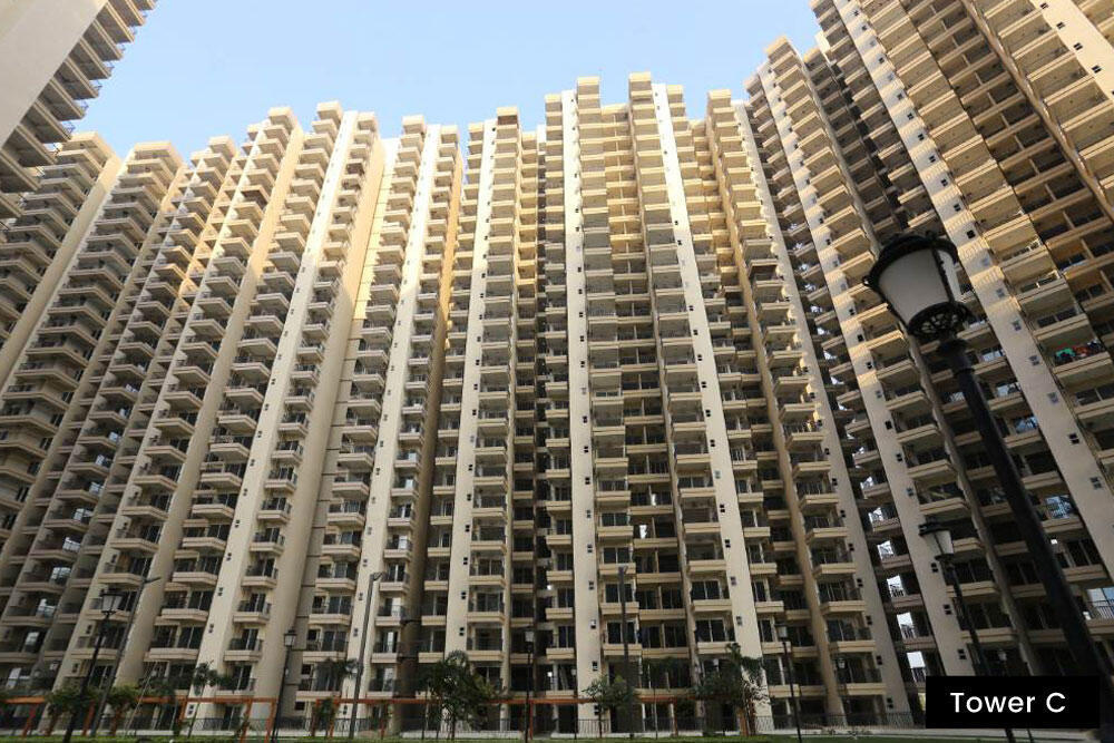 16th Parkview Gaur Yamuna City