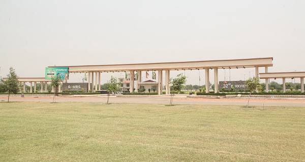 Gated Community amenities of 16th Parkview Gaur Yamuna City