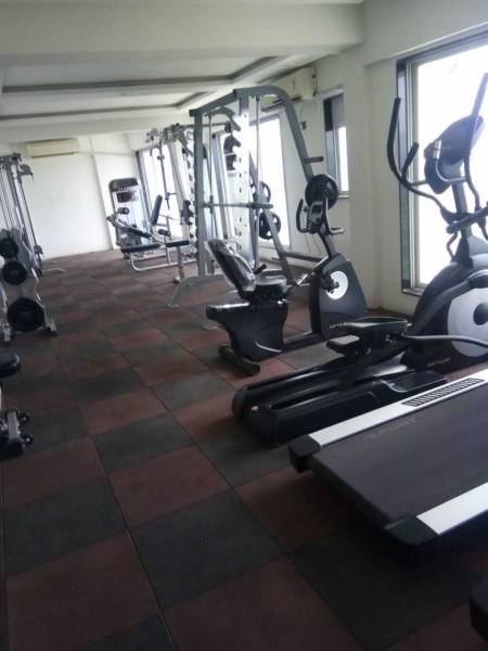 Gymnasium esquire-skytower Gymnasium