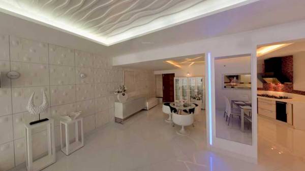  hail-garden Living Area