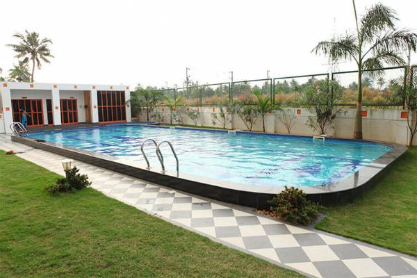  glass-house Swimming Pool