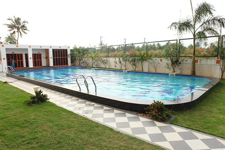  glass house Swimming Pool