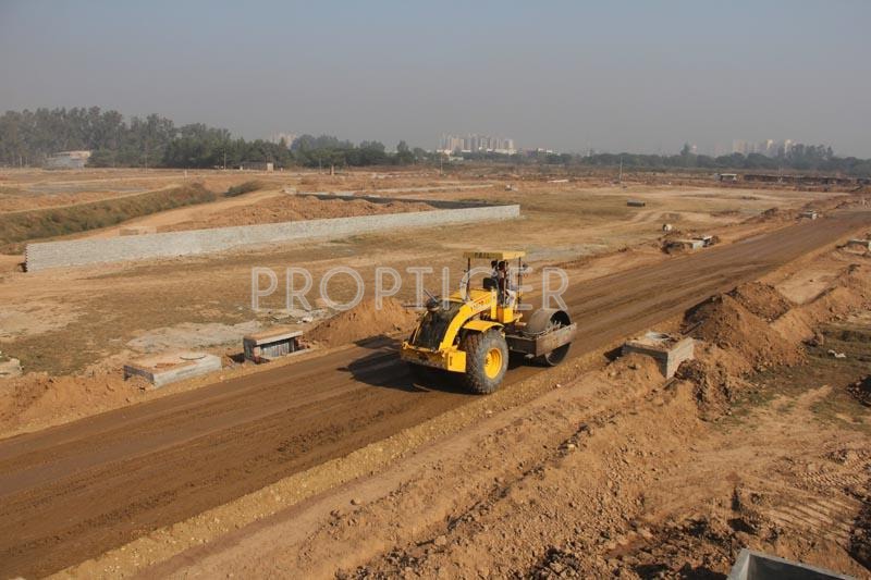 Images for Elevation of Janta Sector 94