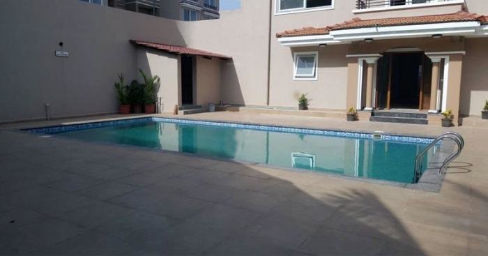 vistas Swimming Pool