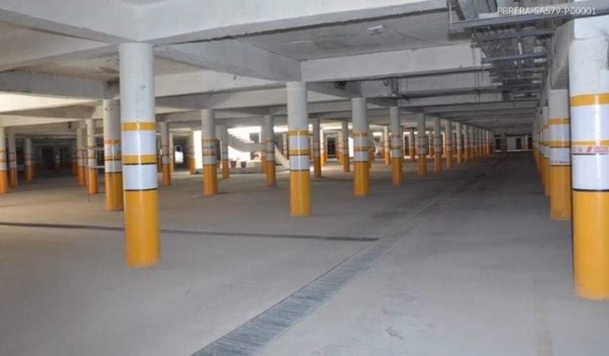  royal citi apartments Car Parking