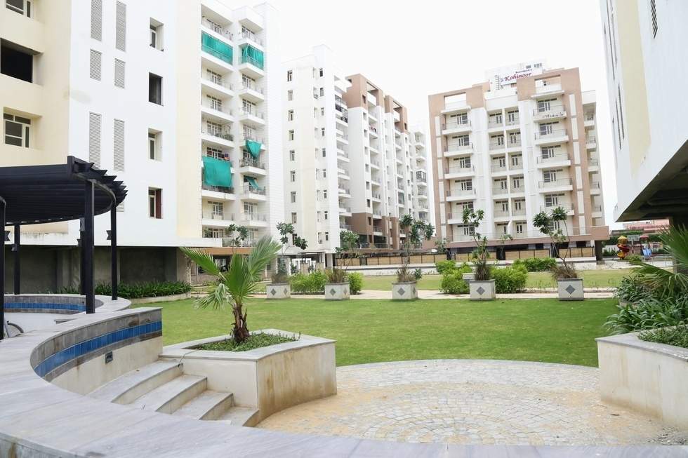  kohinoor residency Amphitheater