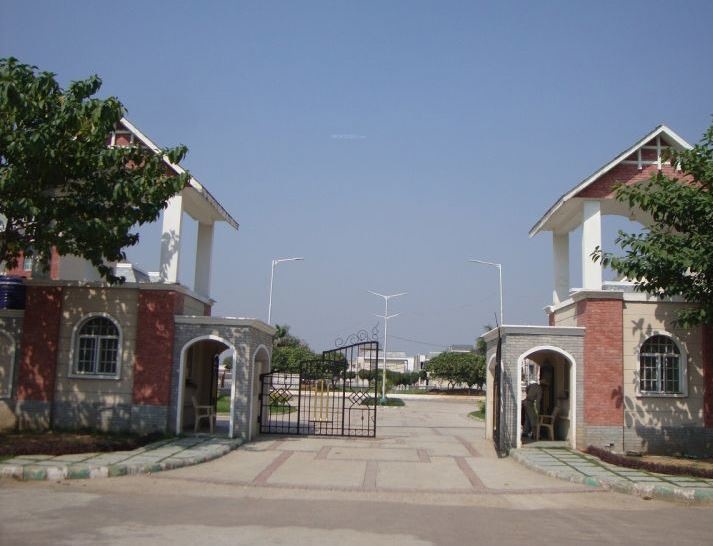  county Gated Community