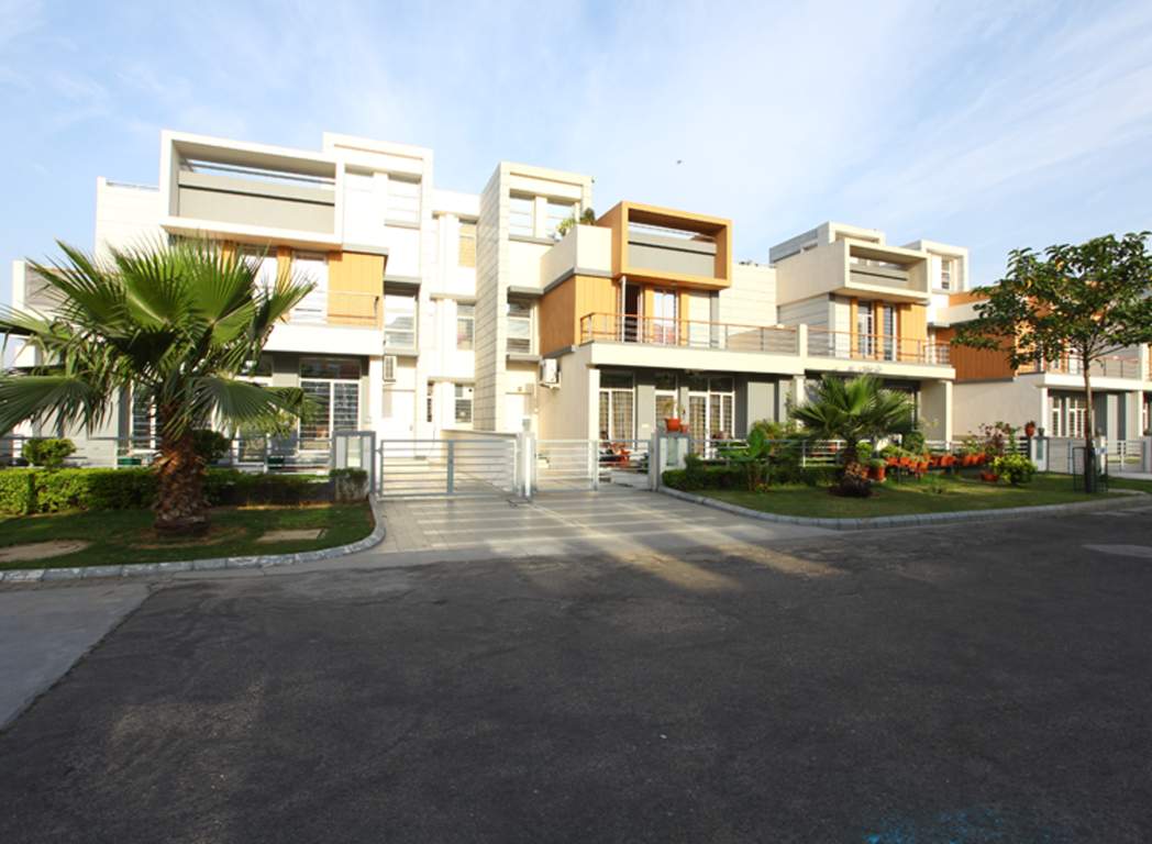 greens Images for Elevation of Eldeco Greens